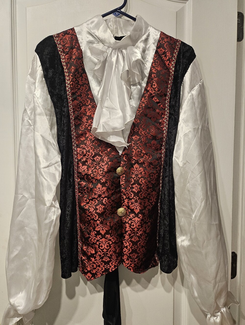 Halloween Mens Pirate Top Or Vampire Shirt Medium